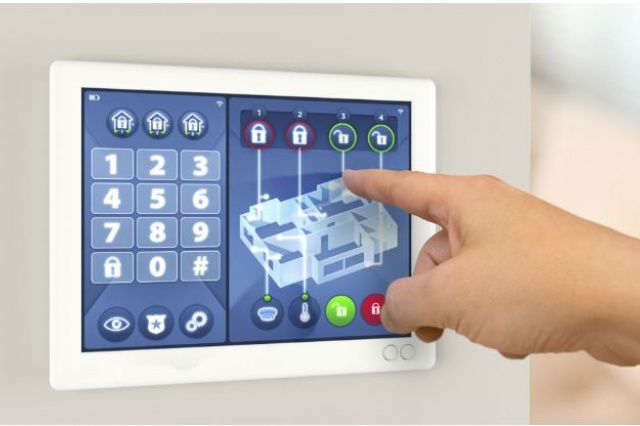 What Is a Smart Alarm System and Why Should I Consider One? What Is a Smart Alarm System and Why Should I Consider One?