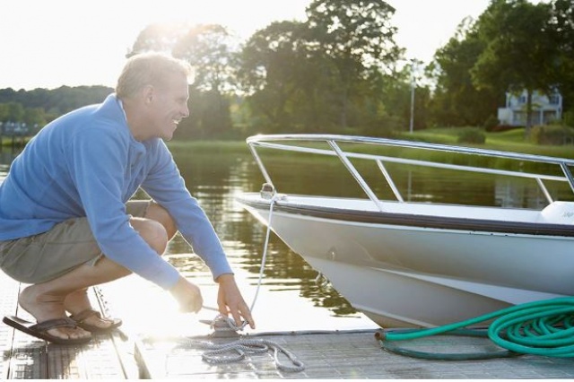 How to Help Prepare Your Boat for Spring
